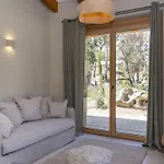 Hameau De Petripini *