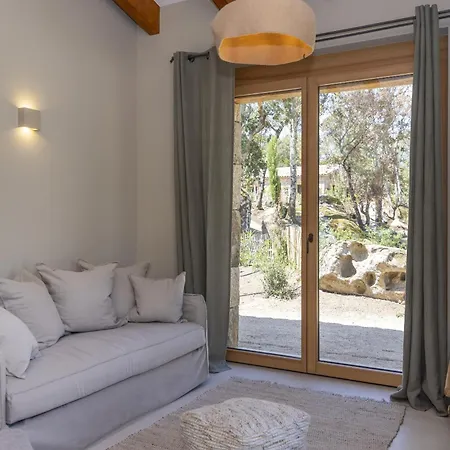 Hameau De Petripini *