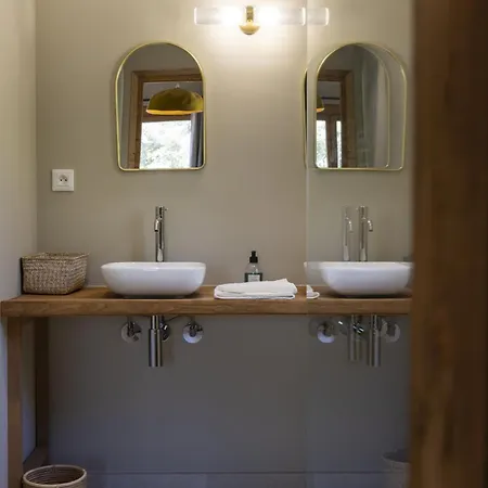Hameau De Petripini Feriehus *