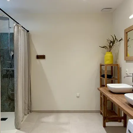 Hameau De Petripini בית נופש