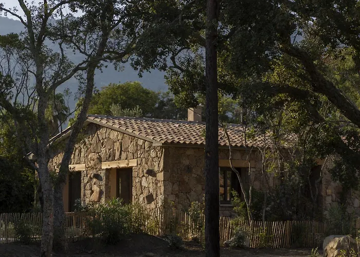 בית נופש Hameau De Petripini